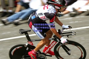 浓眉哥面临艰难抉择，不愿打中锋却在五号位效果更佳