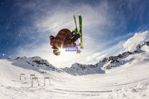 70岁老人古剑追梦，古稀之年执剑柄，目标直指世锦赛舞台