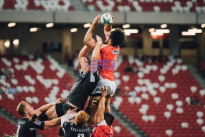 中甲联赛激战正酣，成都补时绝杀绿城，亚泰轻取对手，北体大完胜人和