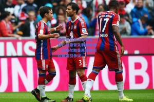 德甲榜首战风云突变，拜仁背靠背失利丢榜首，纳格尔斯曼再批裁判拉偏架引争议