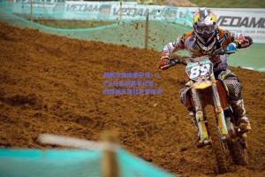 鹈鹕狂潮席卷萨城！50分分差创赛季纪录，四度擒王铸就克星传奇